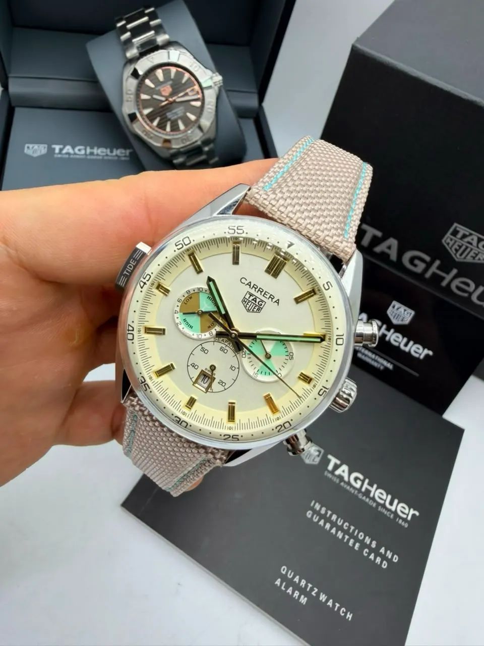 Relógio Tag Heuer Carrera Bege 43mm automático 