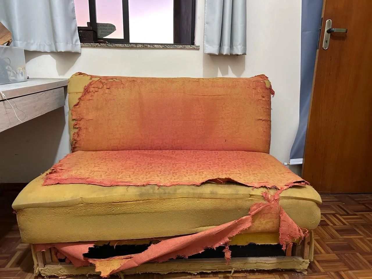 DOAÇAO SOFA CAMA - Foto 3