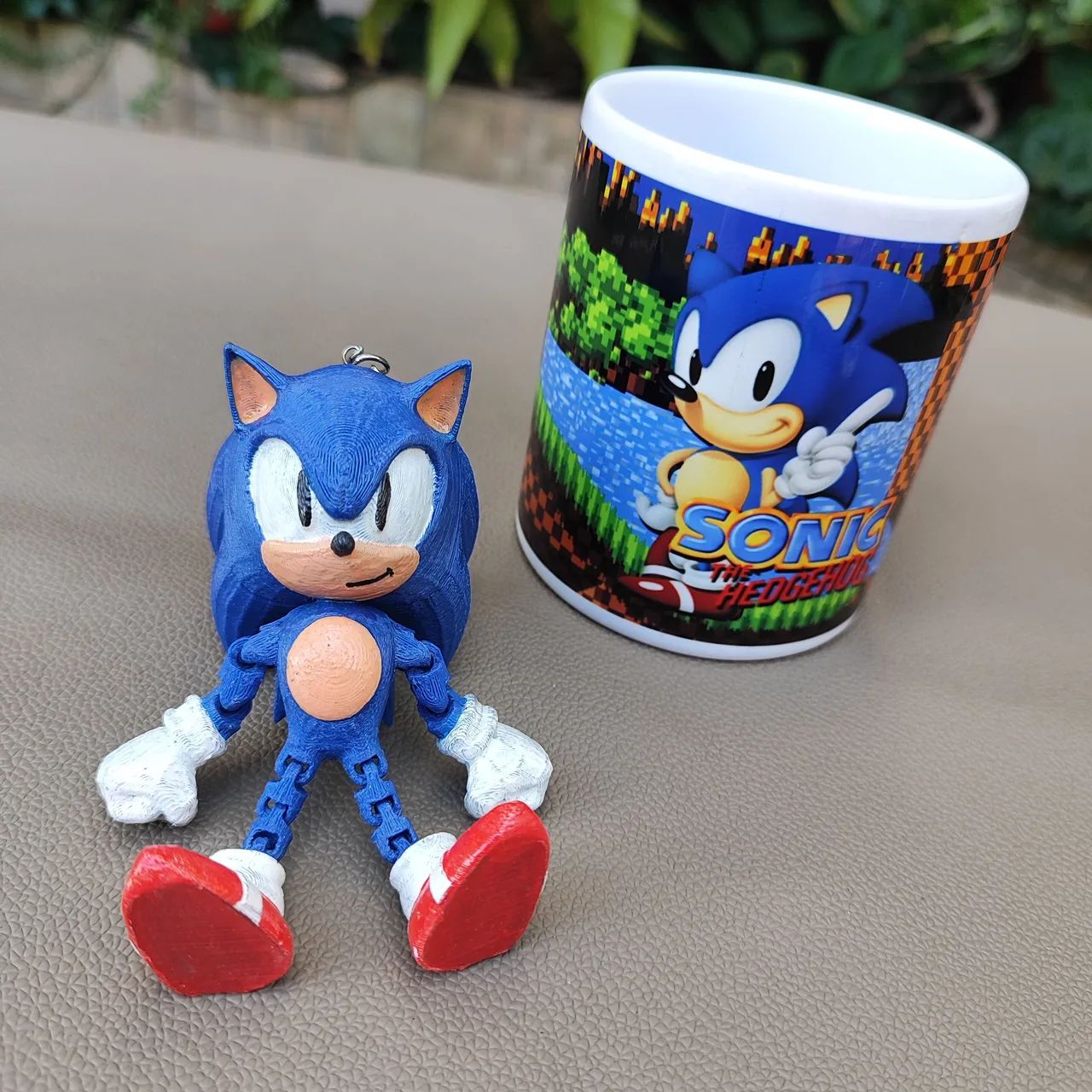 Caneca de porcelana + Chaveiro Sonic - Foto 2