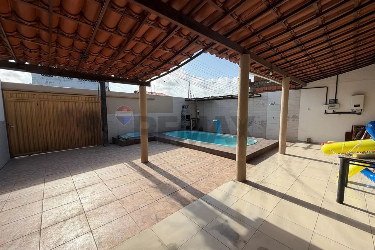 CASADE 1° ANDAR COM 3 QUARTOS NA MASSAGUEIRA - EXCELENTE OPORTUNIDADE - Foto 3