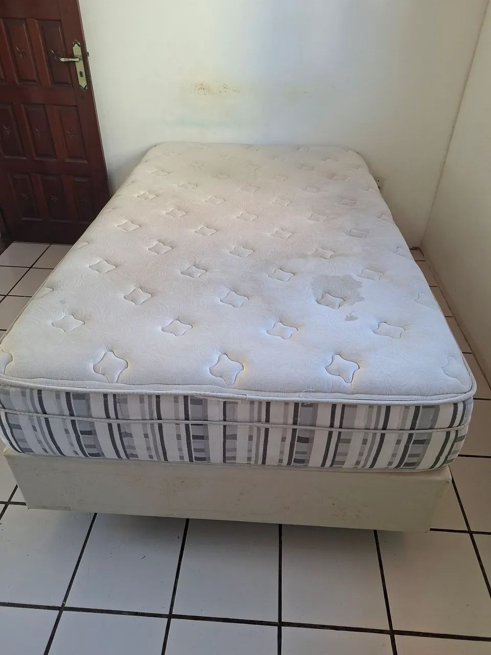 Vendo cama box 