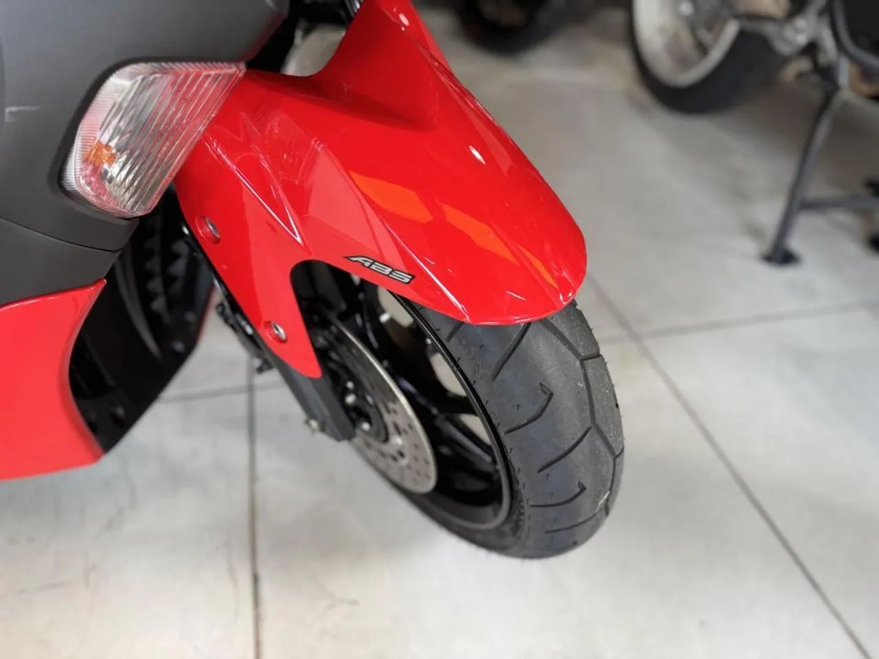 YAMAHA NMAX 160 ABS - Foto 4