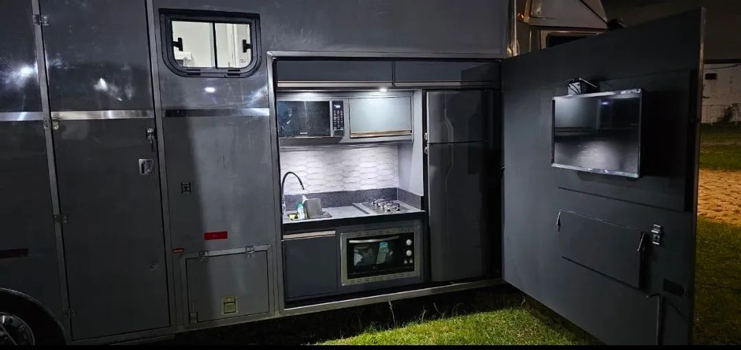 Cargo 816 2013 motorhome 