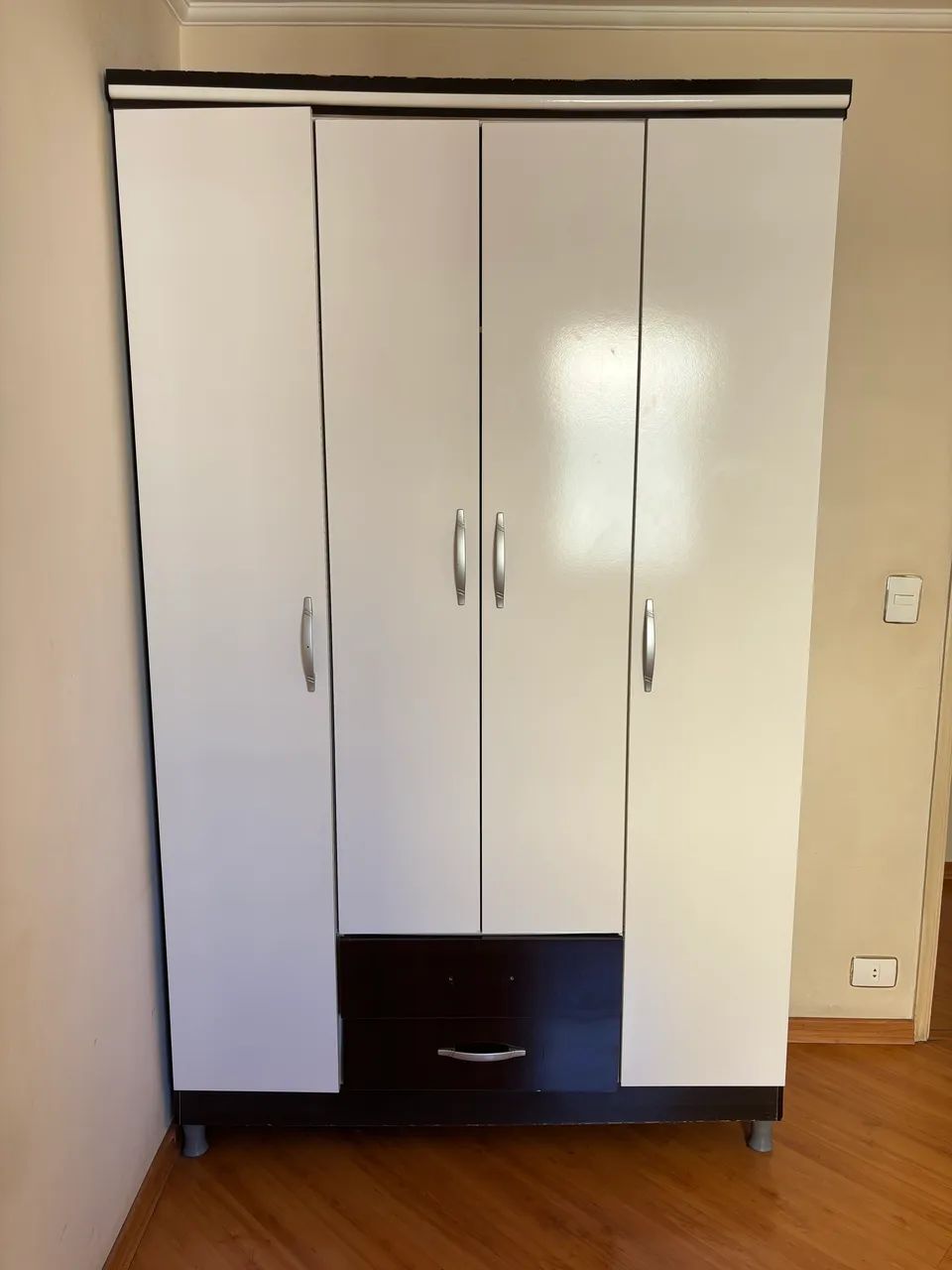 Guarda-roupa 4 portas - Foto 3