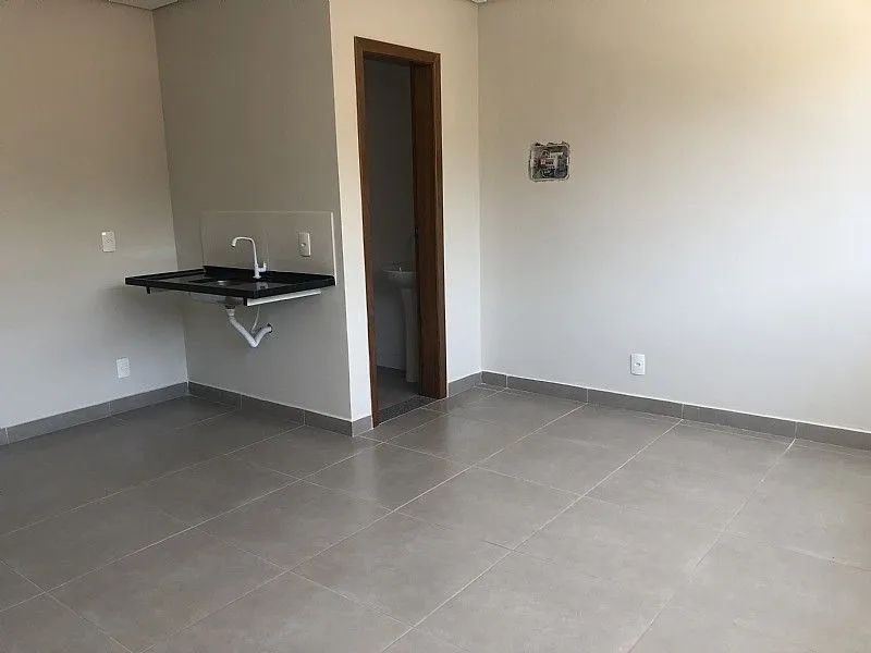 Sala comercial de 20m2, proximo a todo tipo de comercio, Bairro Paulo VI - Foto 2
