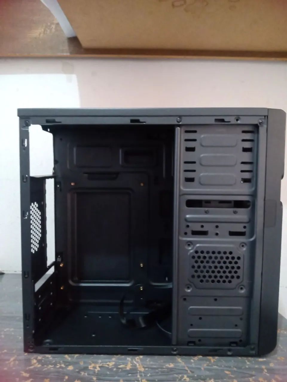 Gabinete ATX - Foto 4