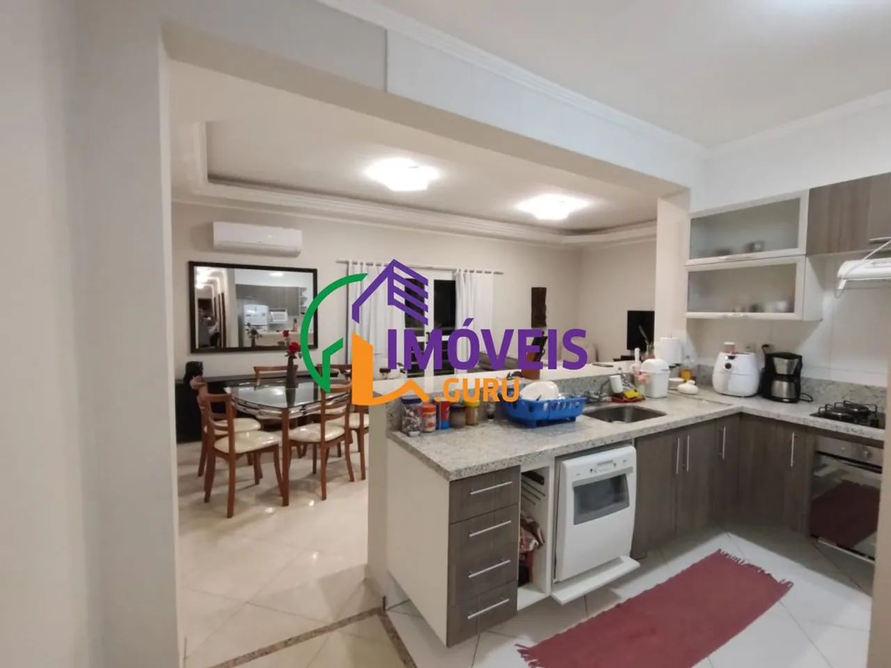 CASA ASSOBRADADA - CAMBUCI - SP