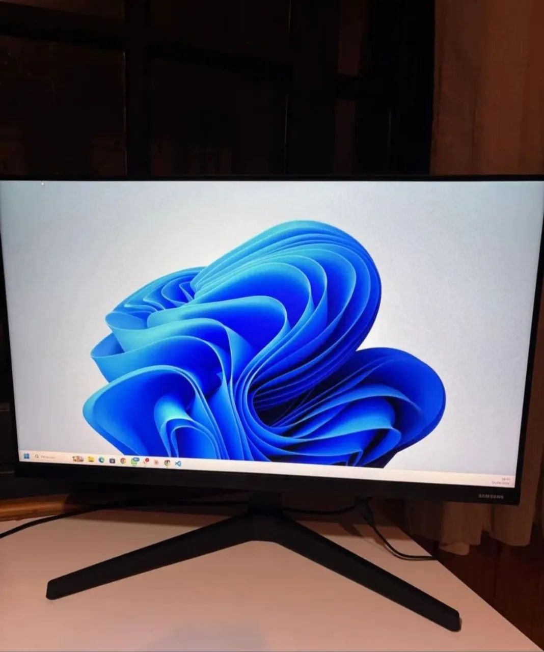 Monitor Samsung T350 24p - Foto 3