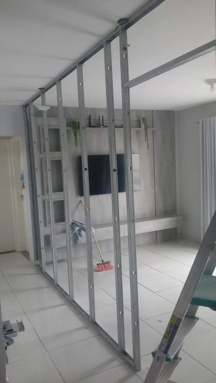 Divisórias forros e reparos 