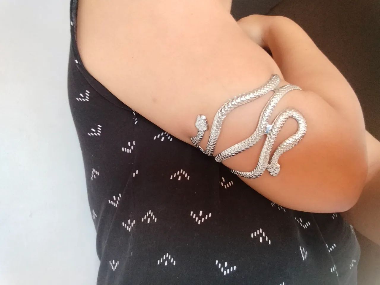 Kit acessórios Relógio + bracelete + gargantilha - Foto 2