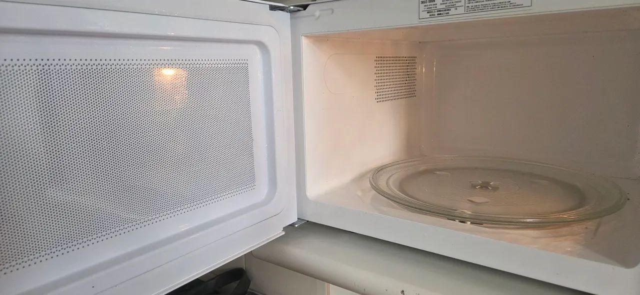 Micro-ondas brastemp 127v - Foto 3