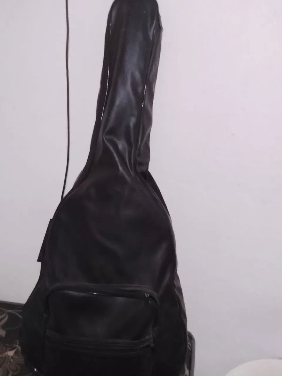 Violão com capa muito bom  - Foto 2