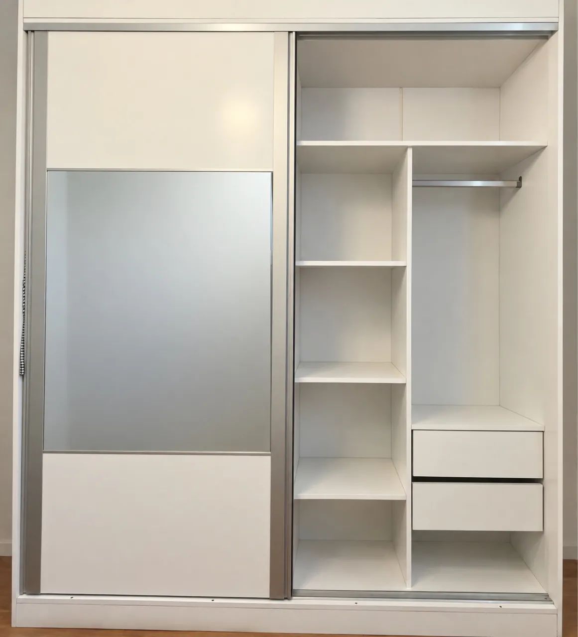 Guarda-Roupa Bartira 2 Portas de Correr com Espelho - Branco - Foto 2