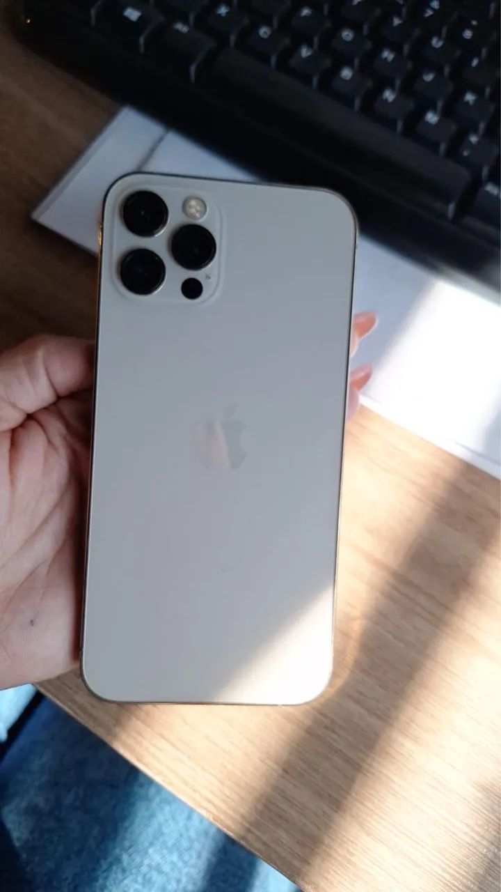 IPHONE 12pro - Foto 3