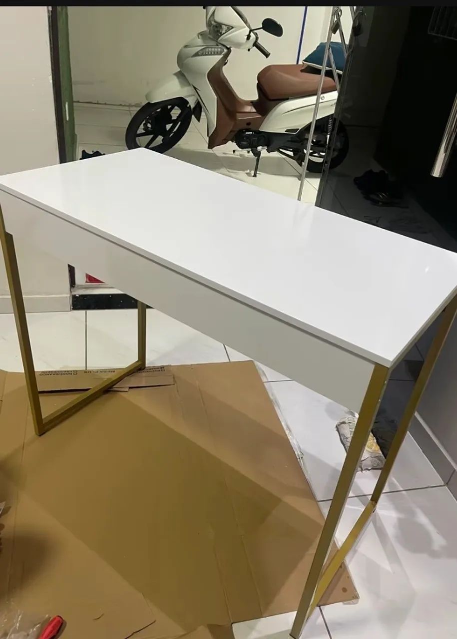 Mesa de estudo (Nova)