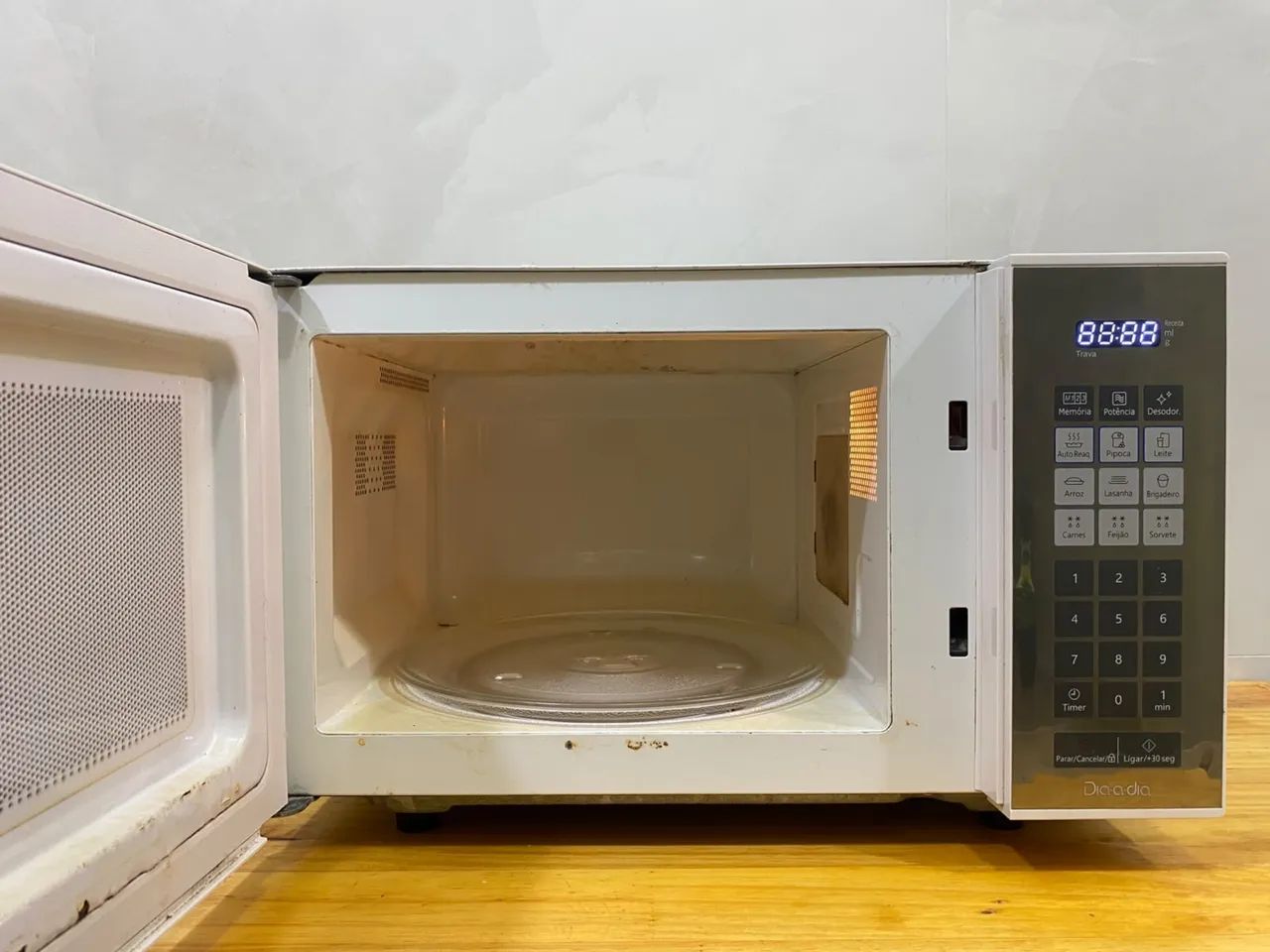 MICRO-ONDAS ESPELHADO 21 L - IMPECÁVEL  - Foto 5