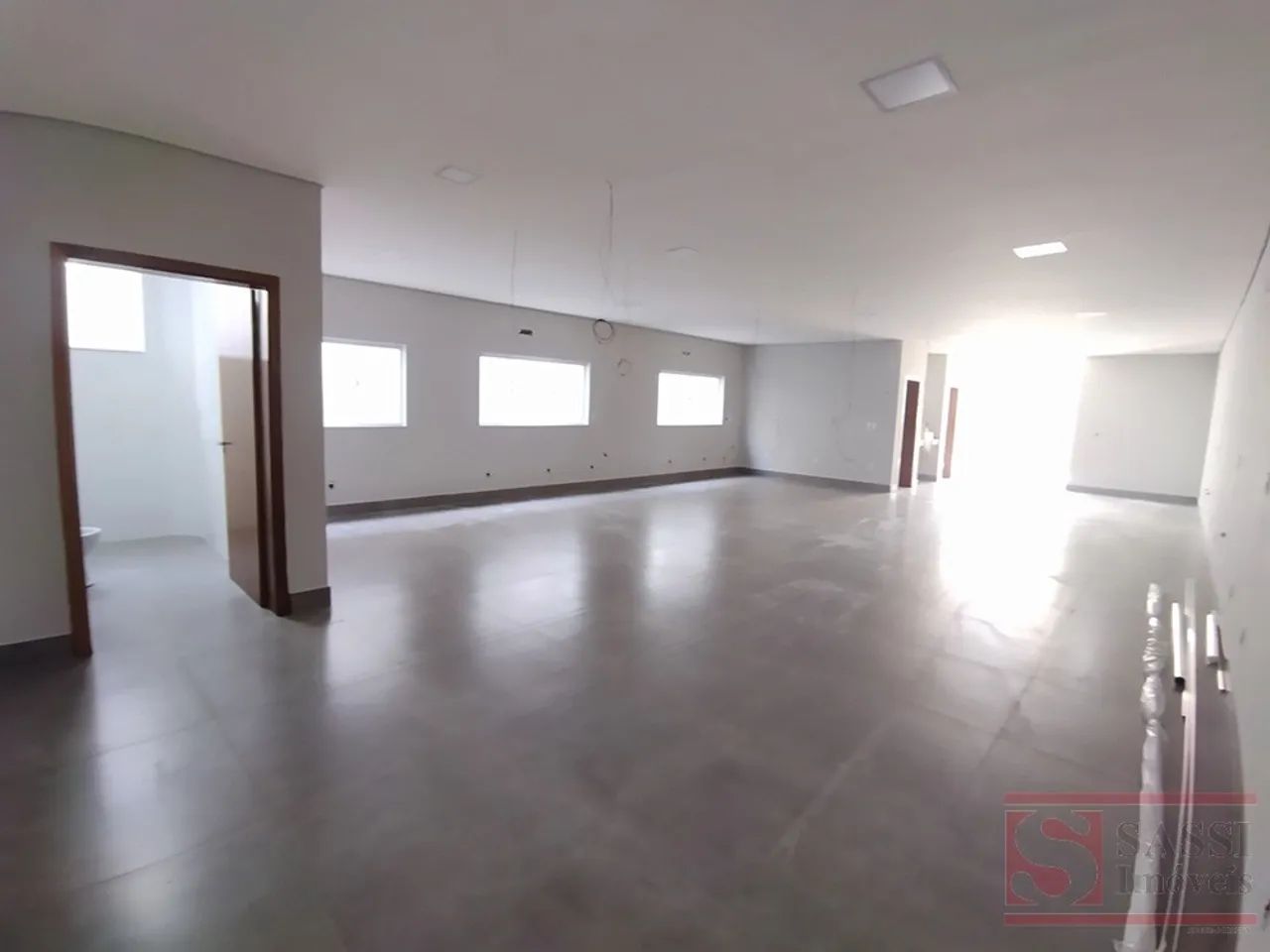 Sala Comercial em VILA CLAUDIA - Foto 4