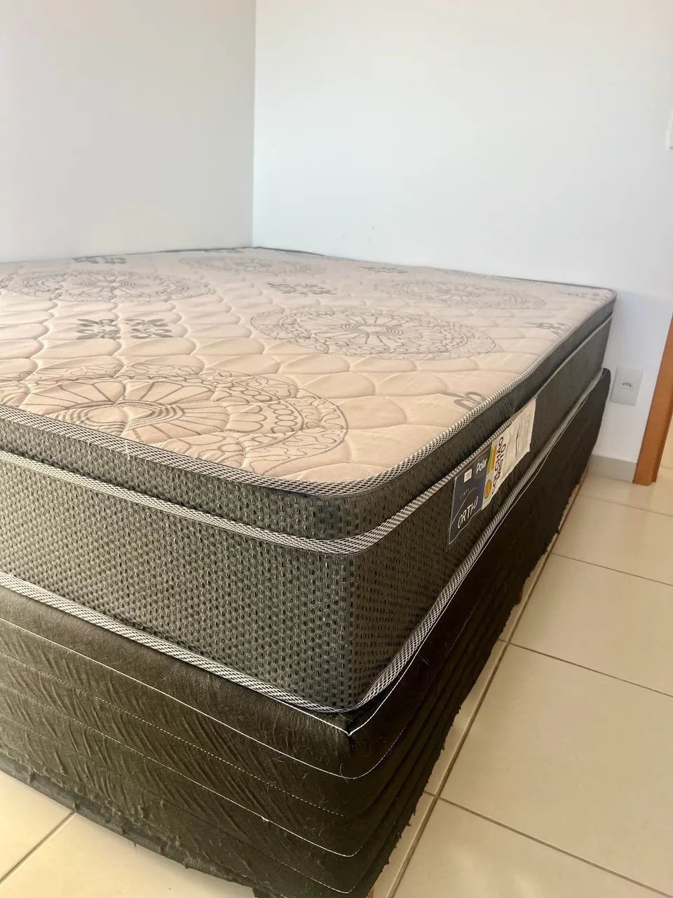 Cama + Colchão de Casal  - Foto 4