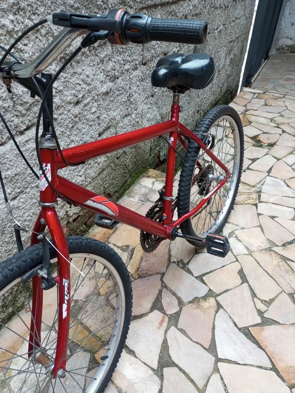 Bicicleta aro 26 com marcha  - Foto 3
