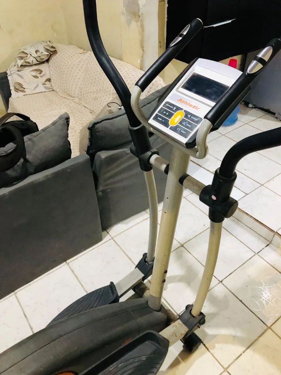 eliptico athletic funcionando 