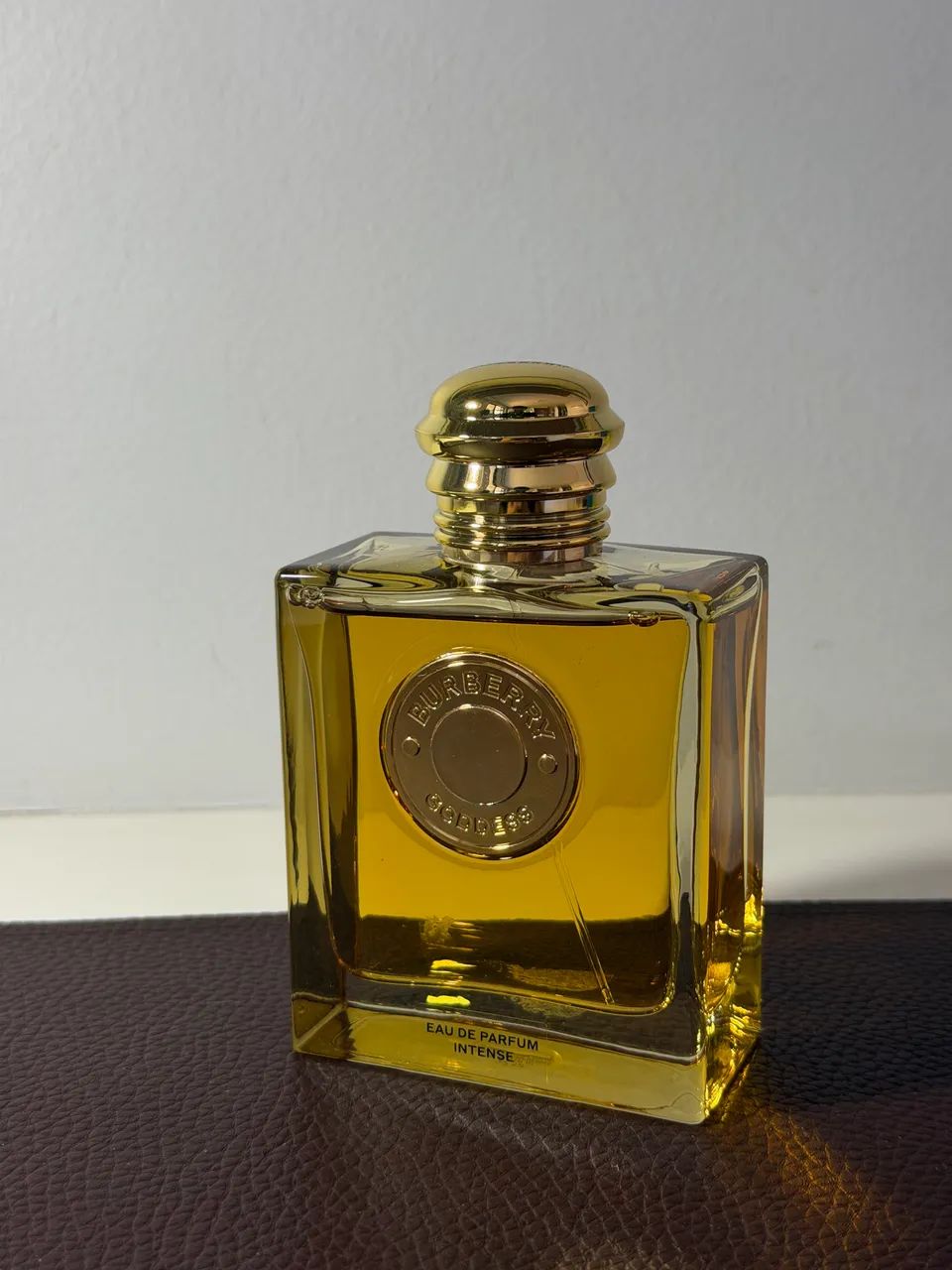 Perfume Burberry Goddes eau de parfum ORIGINAL SEM USO  - Foto 2
