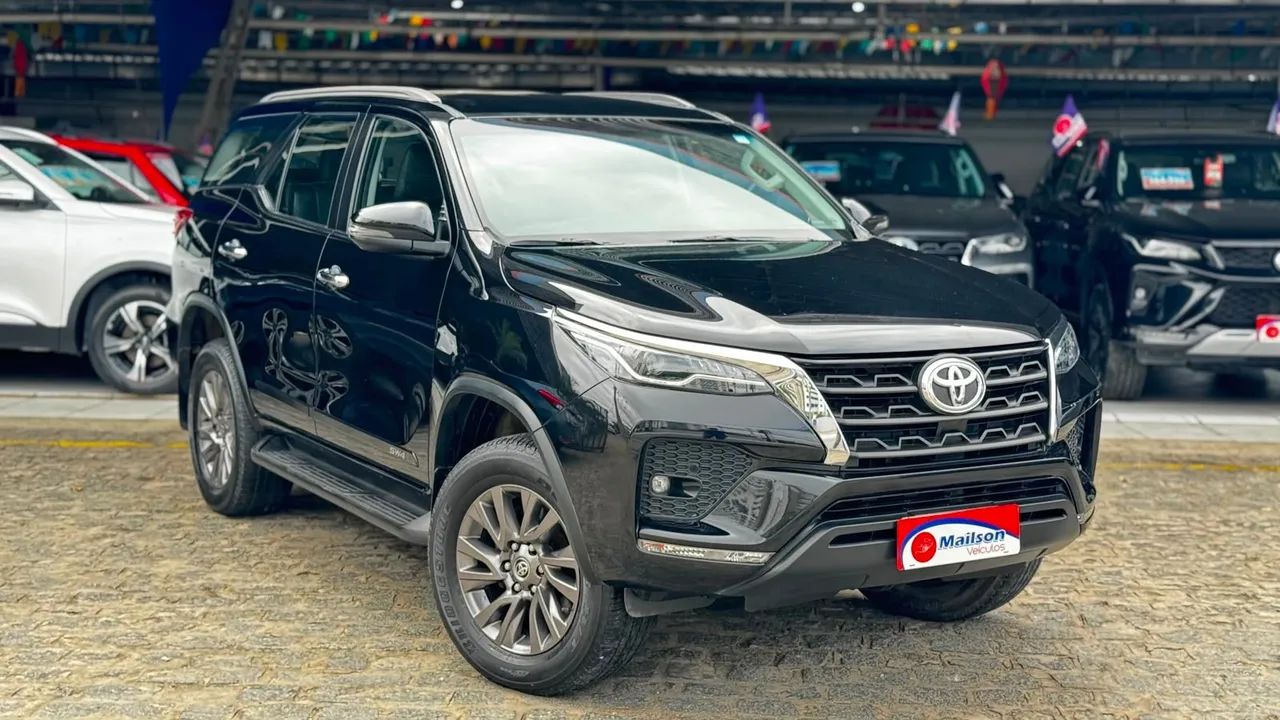 Toyota Hilux SW4 SR 4X2 2.7/ 2.7 Flex 16V Aut. 2021 2