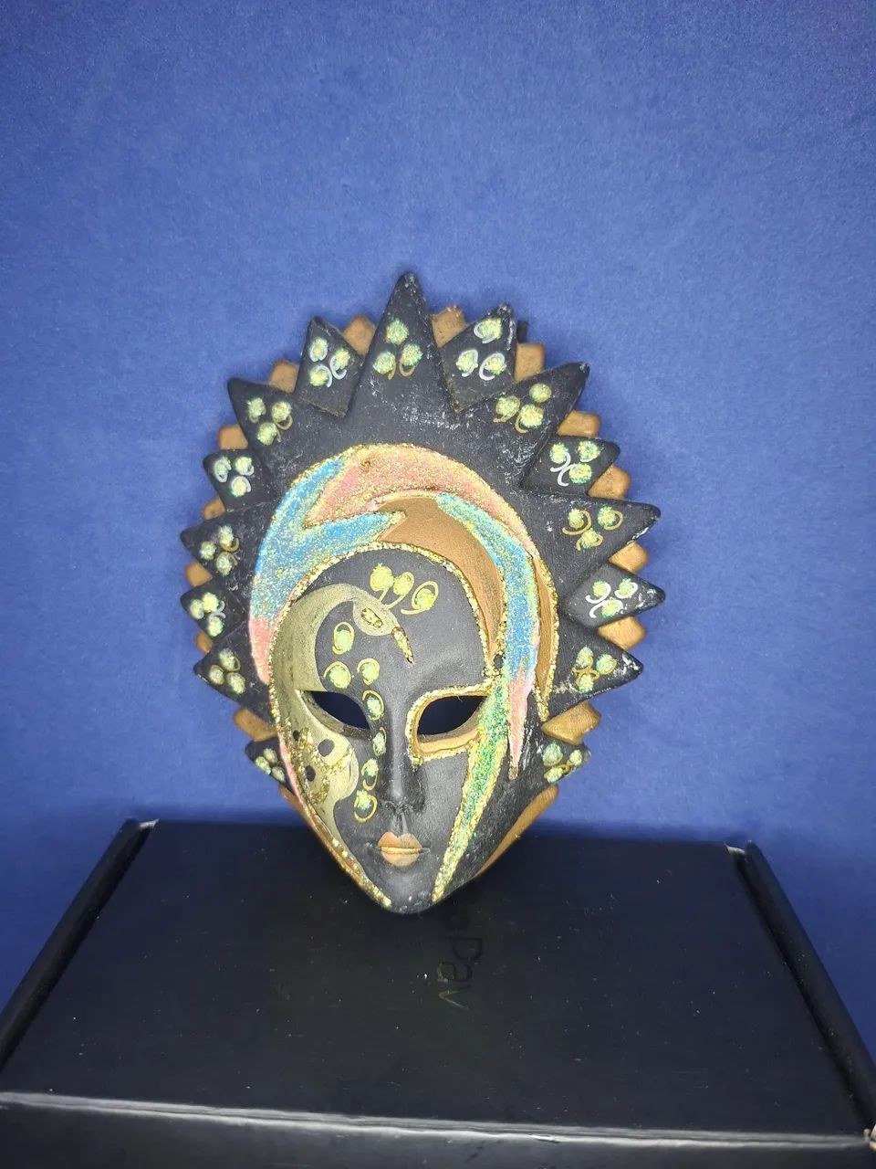 Máscara veneziana em gesso  - Foto 5