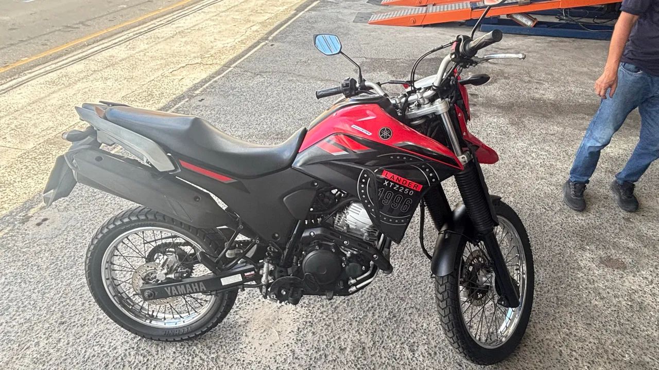 Xtz lander 250  2024 - Foto 2