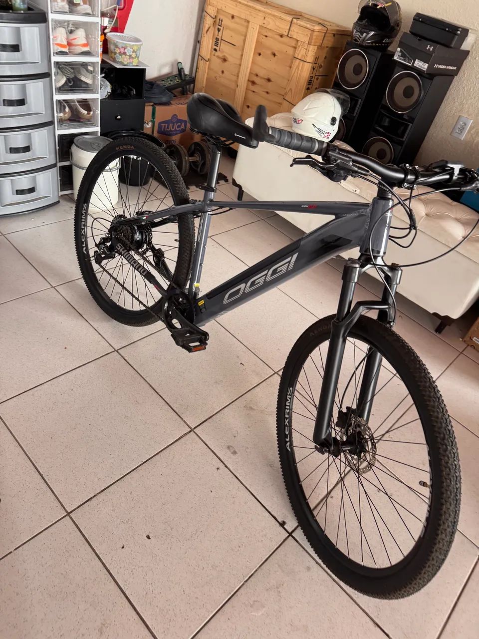 Bicicleta OGGI 8.0 pedal assistido 