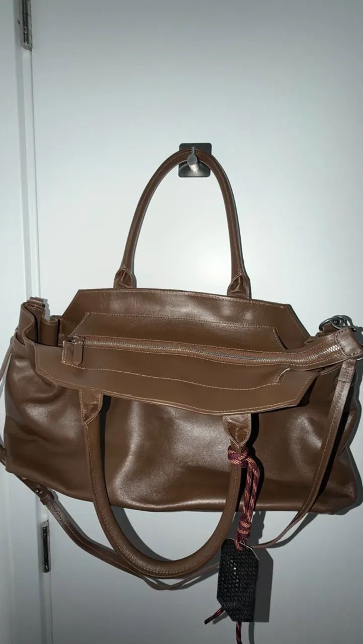 bolsa tote arezzo couro marrom  - Foto 2
