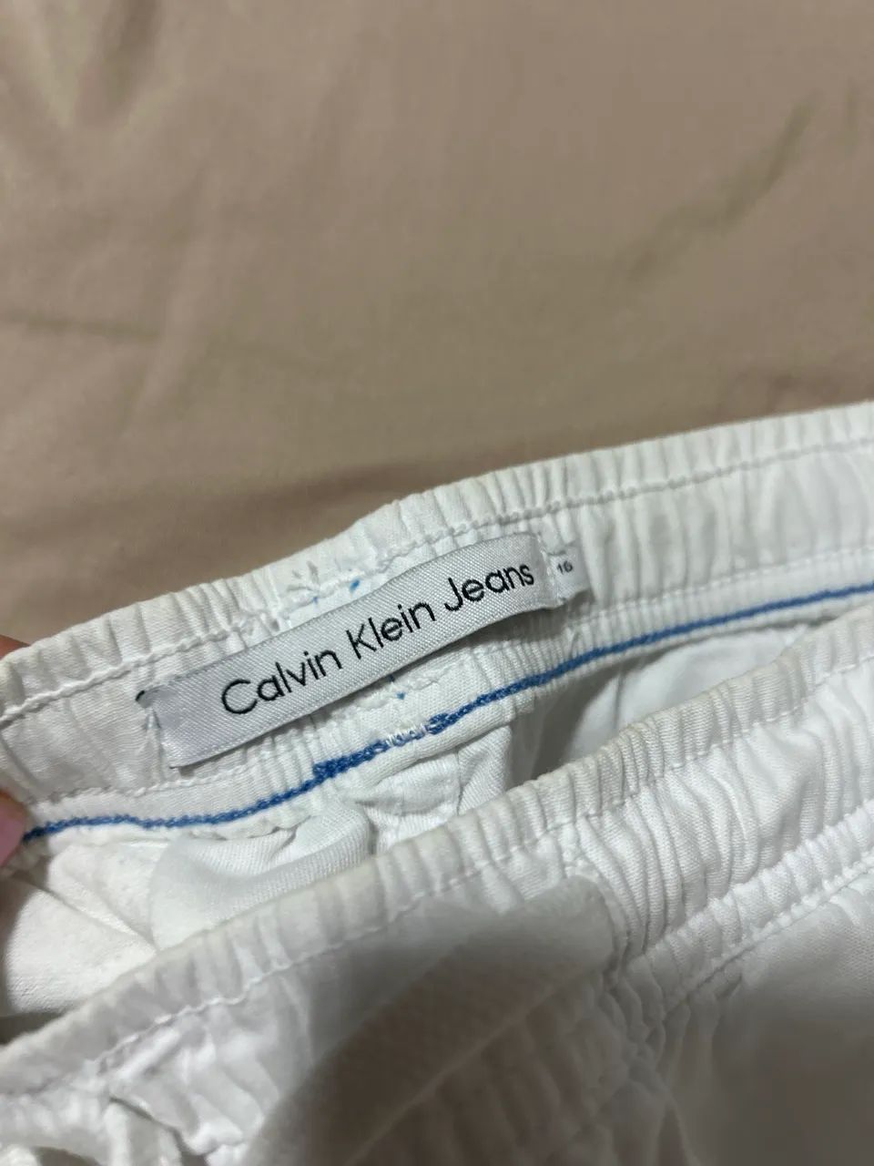 Short Calvin Klein original tamanho 16 ou P  - Foto 2