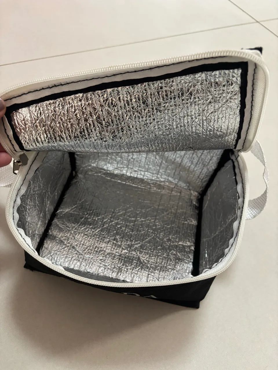 Lancheira térmica preta bolsa