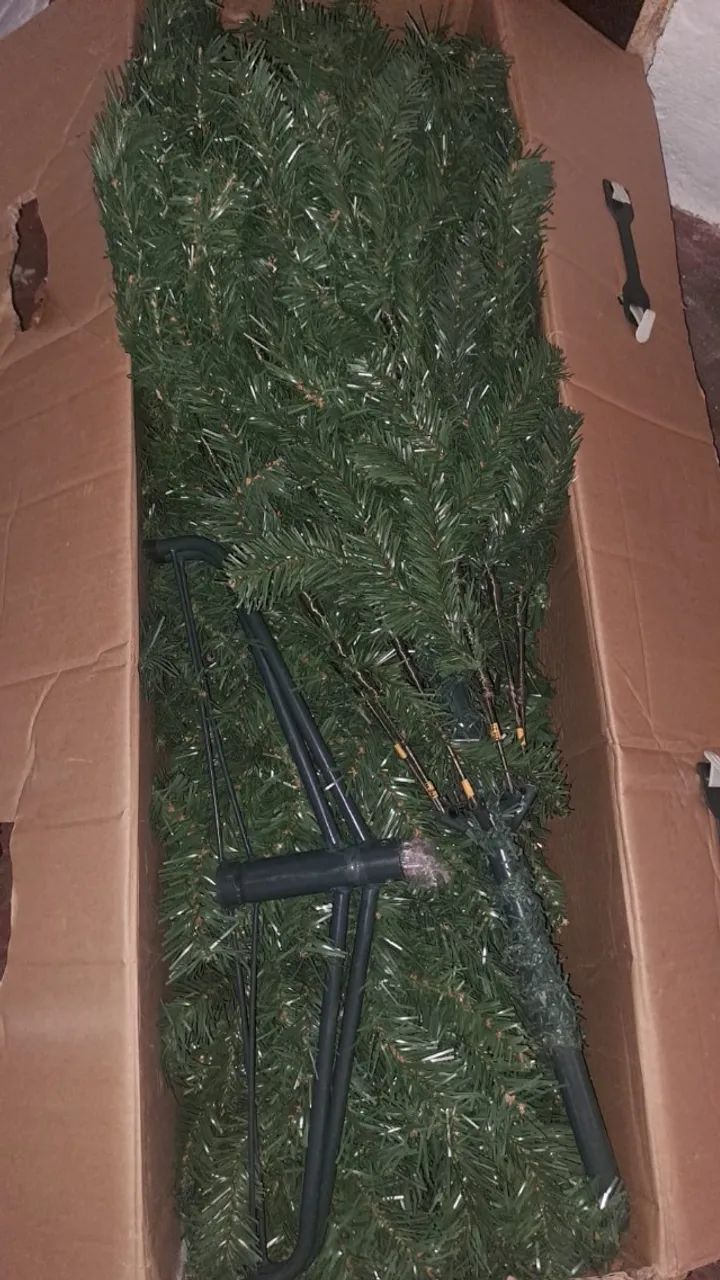 Árvore de Natal 2,10M - Foto 2