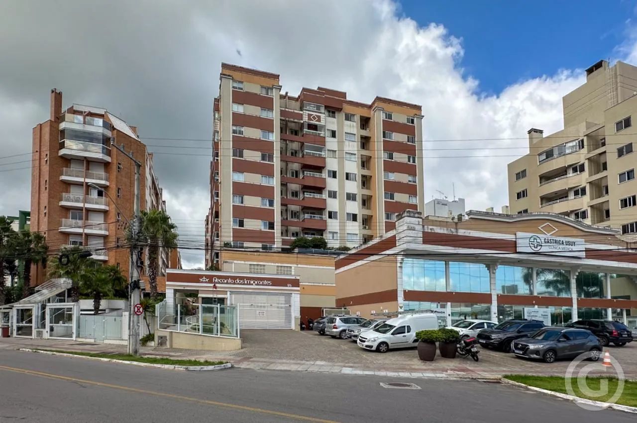 Conforto e praticidade em Florianópolis: conheça este amplo apartamento no Córrego Grande - Foto 3