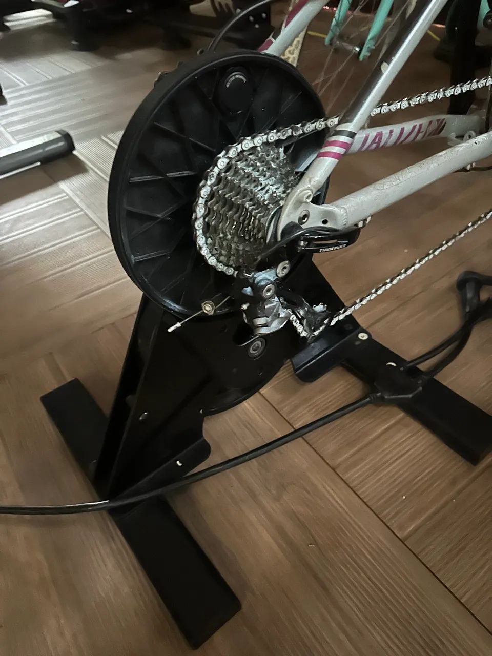 Rolo de Treino ThinkRider Power Trainer A1 - Direct Drive para