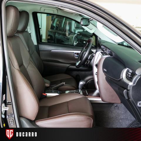 TOYOTA HILUX SW4 2017/2018 2.8 SRX 4X4 7 LUGARES 16V TURBO INTERCOOLER DIESEL 4P AUTOMÁTI - Foto 4