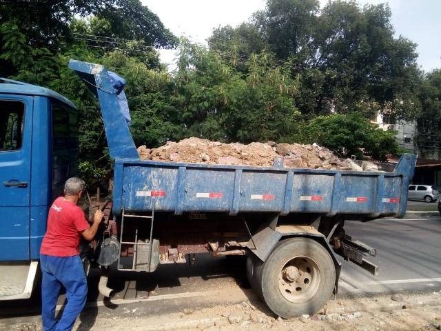 Top Entulho Manaus (Com Ajudante incluso) retirada e venda. 5m³