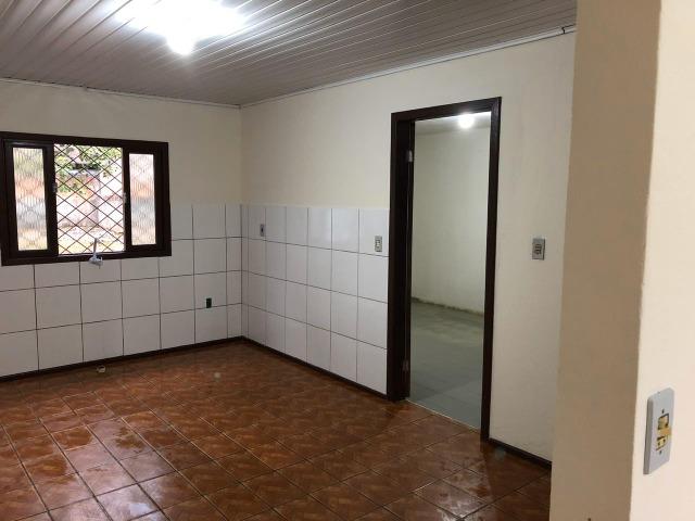 Aluga-se Casa com 03 quartos no Petrópolis - Foto 2