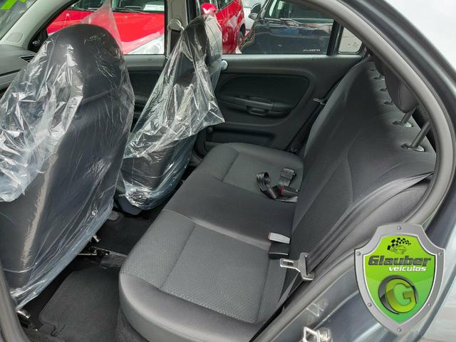 VOLKSWAGEN NOVO GOL 1.6 MSI 8V MANUAL 4P FLEX 2019 EXTREMAMENTE NOVO 16.000km - Foto 8
