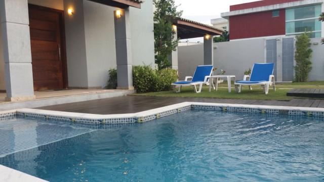 Casa de 3 suites com closet Piscina Privativa no Alphaville Litoral Norte 1 R$ 920.000,00 - Foto 2