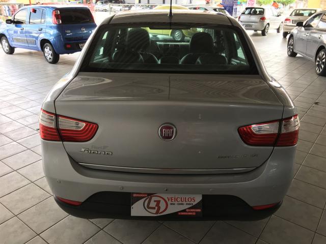 FIAT GRAND SIENA 2012/2013 1.6 MPI ESSENCE 16V FLEX 4P AUTOMATIZADO - Foto 5