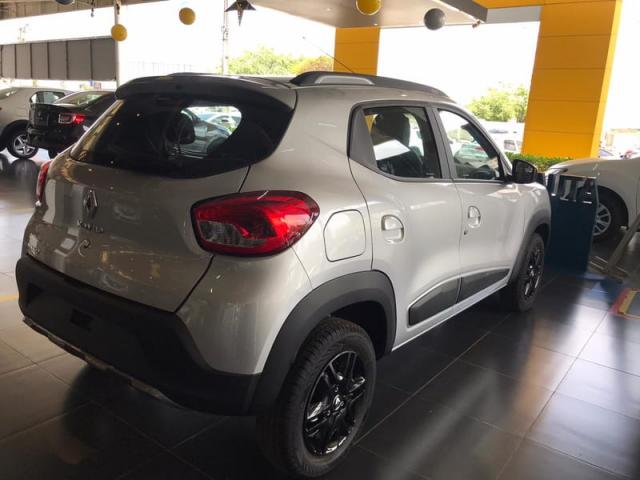 RENAULT KWID OUTSIDER 1.0 MT