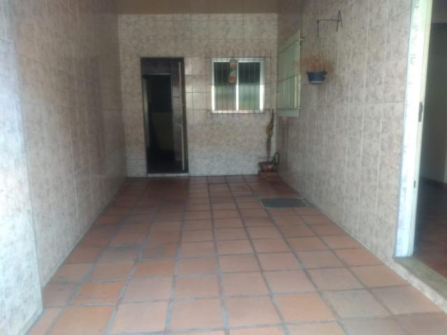 Casa 02 qtos 02 banh 02 vgs de garagem terraço em Nilópolis RJ Ac. carta! - Foto 11