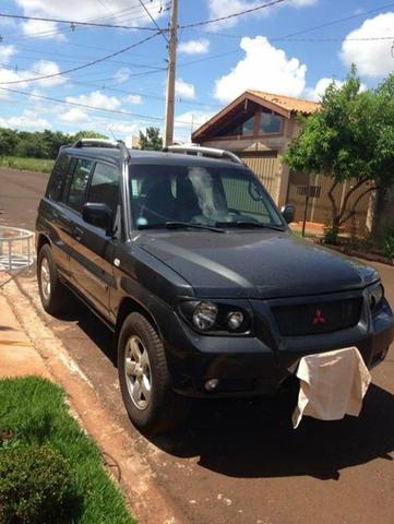 Mitsubishi Pajero Lindona