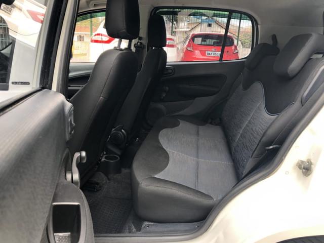 FIAT UNO ATTRACTIVE 1.0 - Foto 6