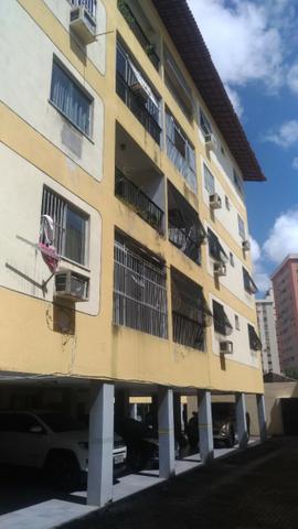 Apartamento no Benfica, 03 quartos sendo 01 suíte