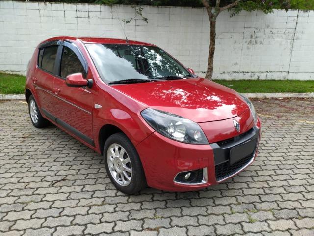 Sandero Privilege 1.6 completo 2014