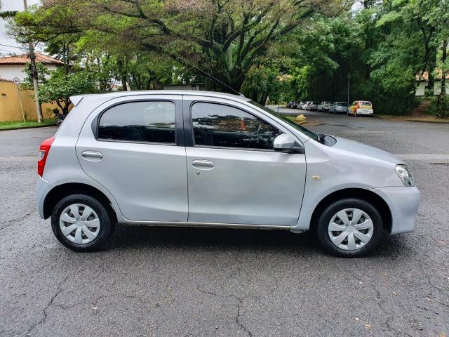 Toyota Etios XS 1.5 Flex Completo Único dono 2014 - Foto 6