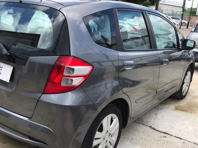 Honda Fit EX 1.5 AT 2013 39.000 km R$37.900,00 - Foto 6