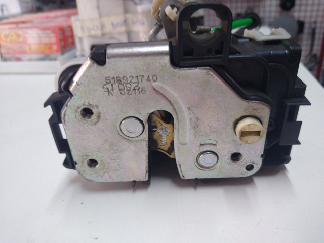 Fechaduras elétricas Fiat Gran Siena - Palio Atractive - Originais (valor unitário) - Foto 4